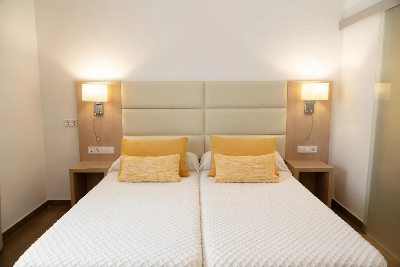 Hostal La Cigüeña Portinatx España
