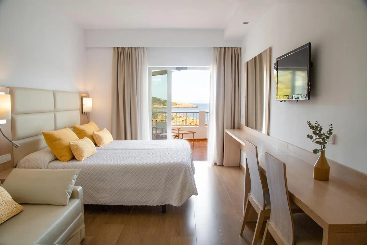 Hostal La Cigueena Portinatx Spain