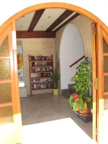 Hostal La Cigueena Portinatx